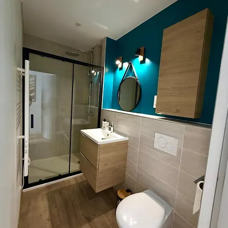 Appartement Le Cocon Bleu 4 Lits, 2 Chambres, 2 Sdb, Parking & Kit Enfant Disponible Trélazé
