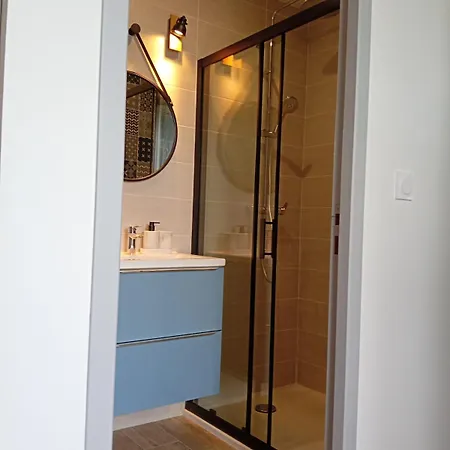 Le Cocon Bleu 4 Lits, 2 Chambres, 2 Sdb, Parking & Kit Enfant Disponible * Trélazé
