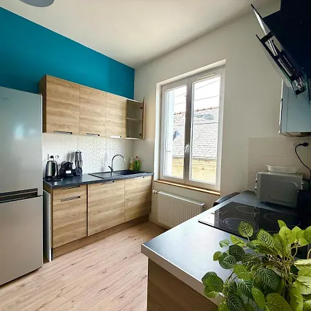 Appartement Le Cocon Bleu 4 Lits, 2 Chambres, 2 Sdb, Parking & Kit Enfant Disponible Trélazé