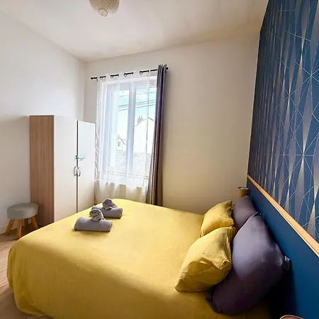 Le Cocon Bleu 4 Lits, 2 Chambres, 2 Sdb, Parking & Kit Enfant Disponible Appartement Trélazé